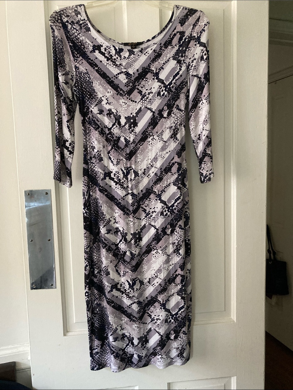 Ella Moss Black & White Abstract-Print Midi Dress